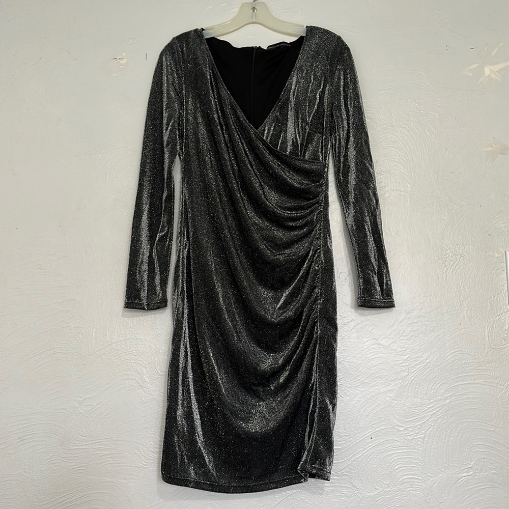 White House Black Market Metallic size 8 mini long sleeve body con dress